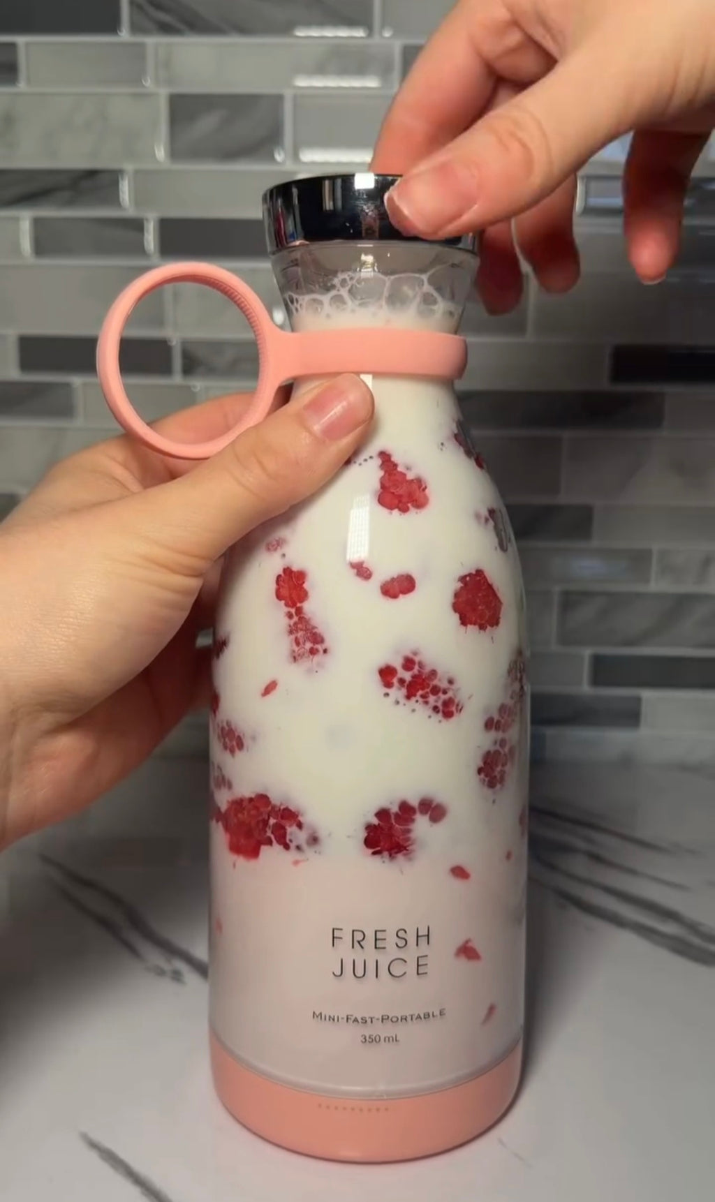FreshBlend Portable Electric Juicer & Blender Bottle