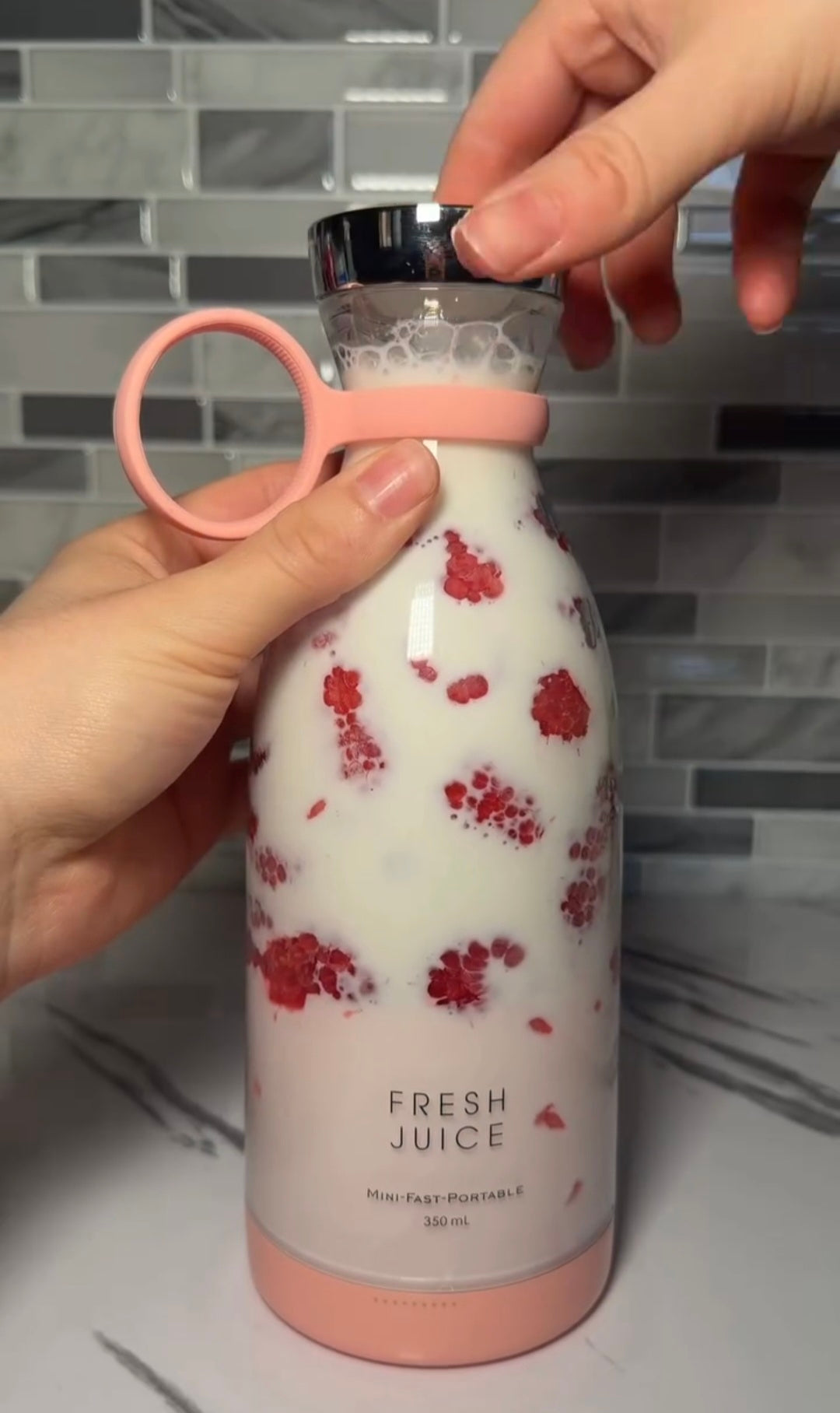 FreshBlend Portable Electric Juicer & Blender Bottle